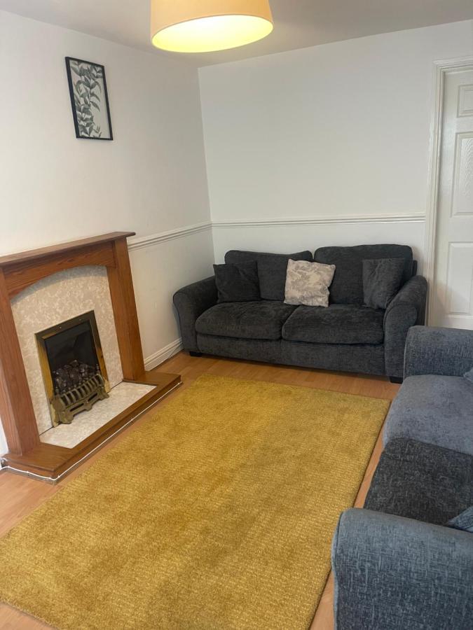 House Number 12 Sleeps Up To 4 With Smart Tvs In Every Room Wellington  Exteriör bild
